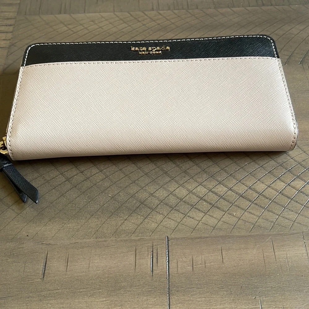 Kate Spade Large Continental Wallet